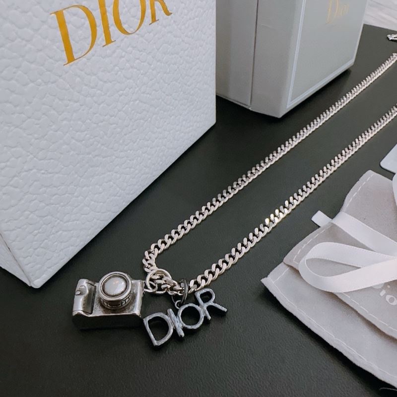 chr1st1an D10r necklaces